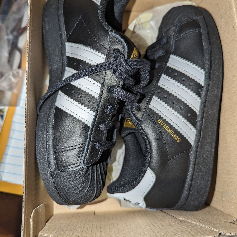Shell toe Adidas. Little boys